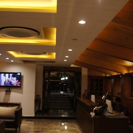 Phuntsho Khangsar Hotel Θίμφου Εξωτερικό φωτογραφία